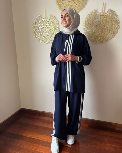 ÇİZGİLİ EŞOFMAN TAKIM LACİ resmi