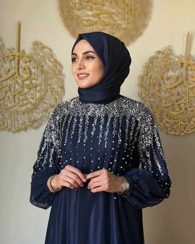 NAZENDE ABİYE LACİ resmi